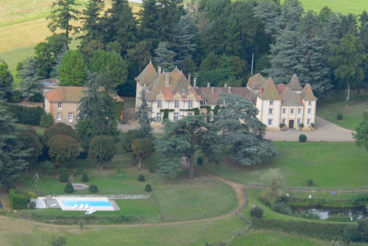 Domaine Des Grands Cedres Cordelle Exterior foto